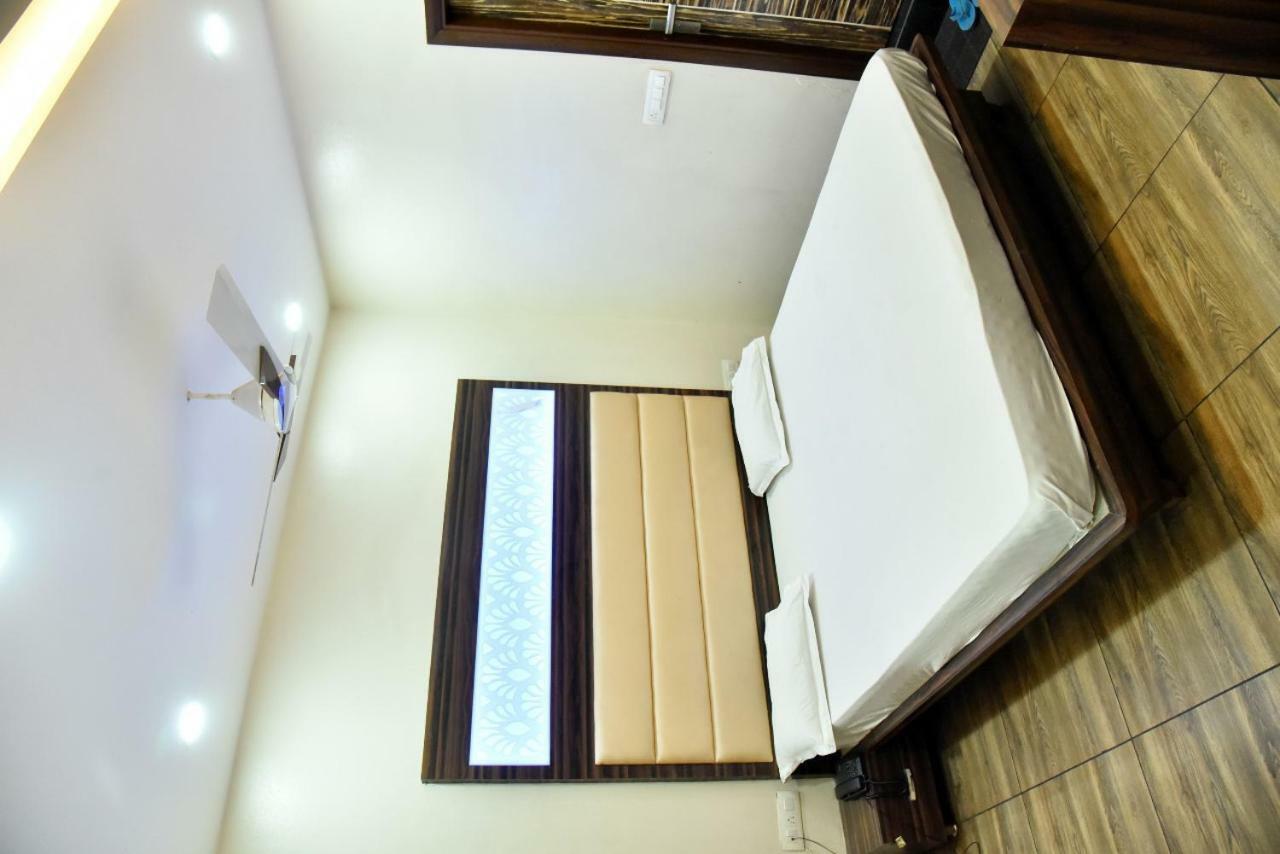 Hotel Midtown & Restaurant Jhunjhunu المظهر الخارجي الصورة