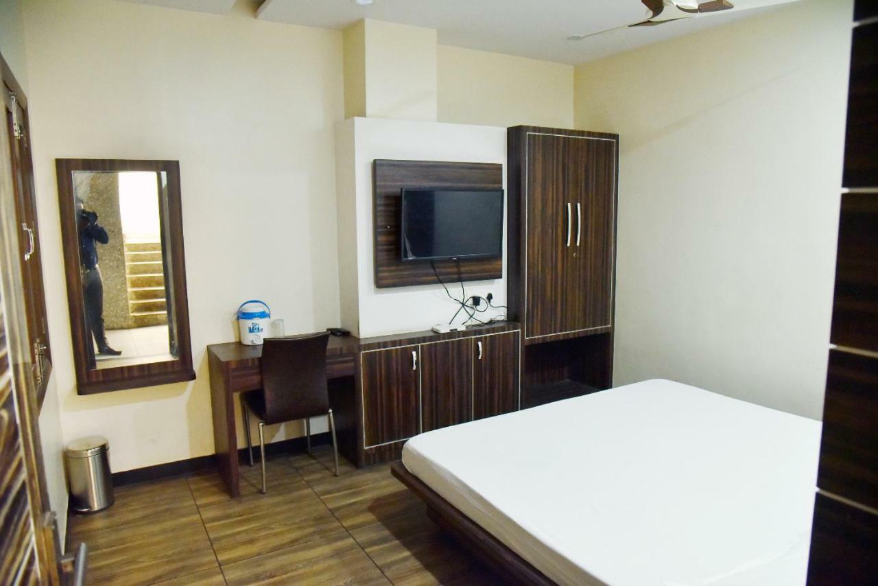 Hotel Midtown & Restaurant Jhunjhunu المظهر الخارجي الصورة