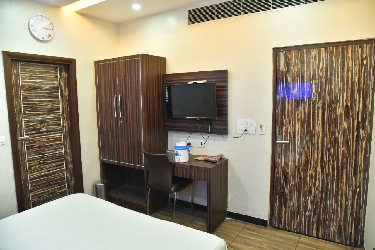 Hotel Midtown & Restaurant Jhunjhunu المظهر الخارجي الصورة